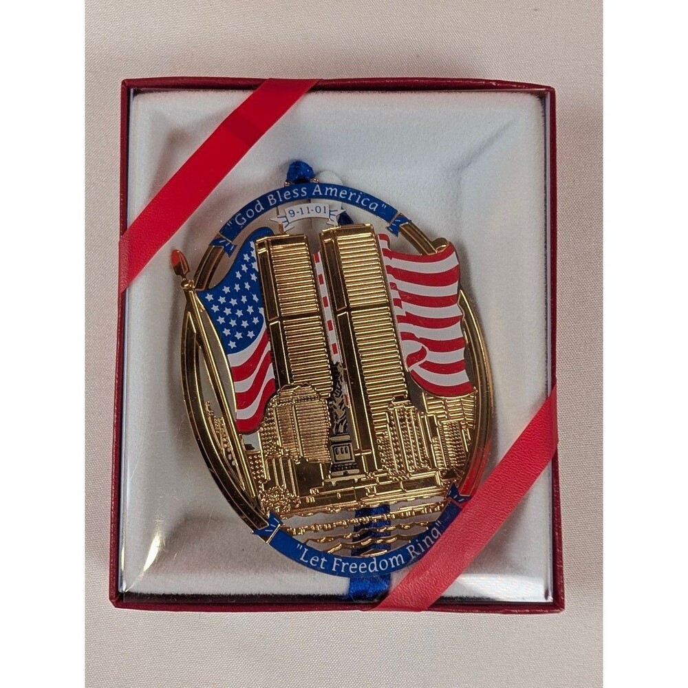 Hallmark 9/11 Let Freedom Ring Twin Towers Commemorative Ornament